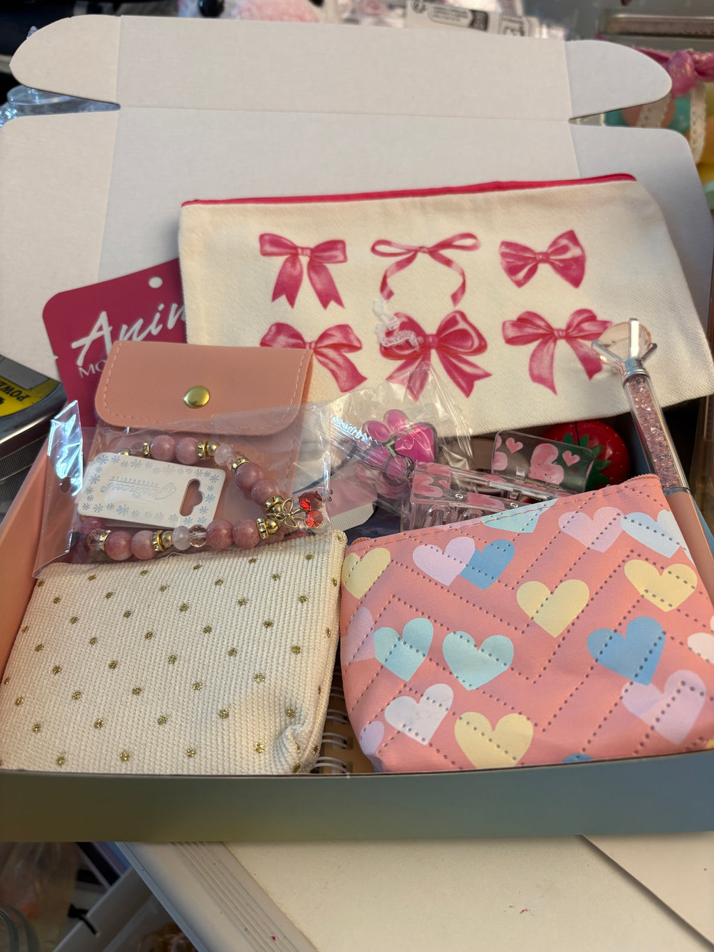✨ One Mystery Scoop 🎀 + sweet draw